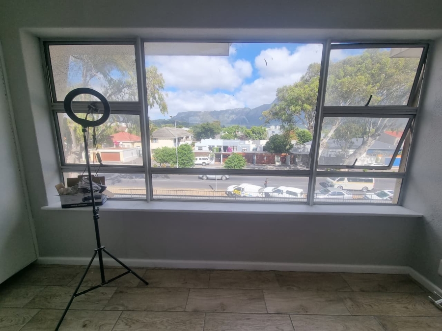 To Let 2 Bedroom Property for Rent in Claremont Western Cape